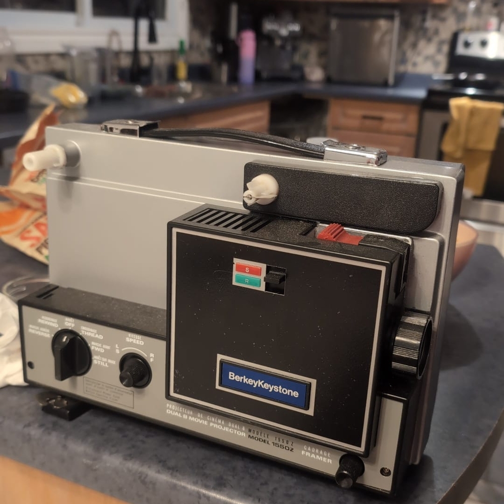 Berkey Keystone Vintage Projector - Black and Gray